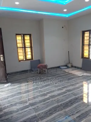 3bdrm Block of Flats in Utako for rent