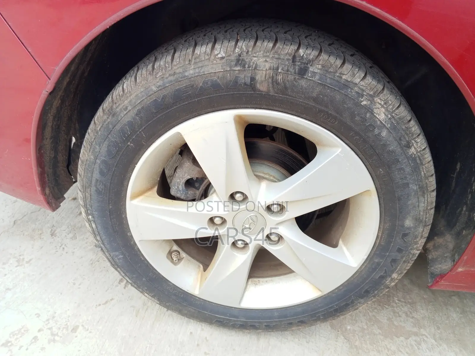 Hyundai Elantra 2011 Red