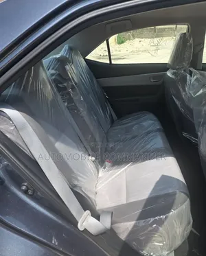 Toyota Corolla LE 4dr Sedan (1.8L 4cyl CVT) 2017 Gray