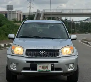 Toyota RAV4 1.8 2004 Silver