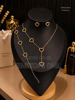 Necklace,earrings,bracelet