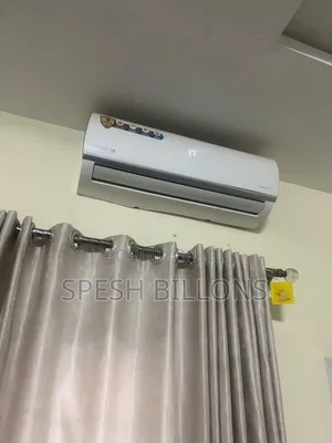1.5hp Scanfrost Inverter AC 74% Energy Saving (5 Months Neatly Used)