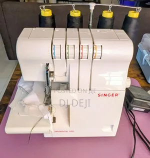 SINGER 4-Thread Overlock Machine