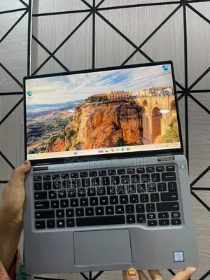 Laptop Dell Latitude 7400 8GB Intel Core i5 SSD 256GB