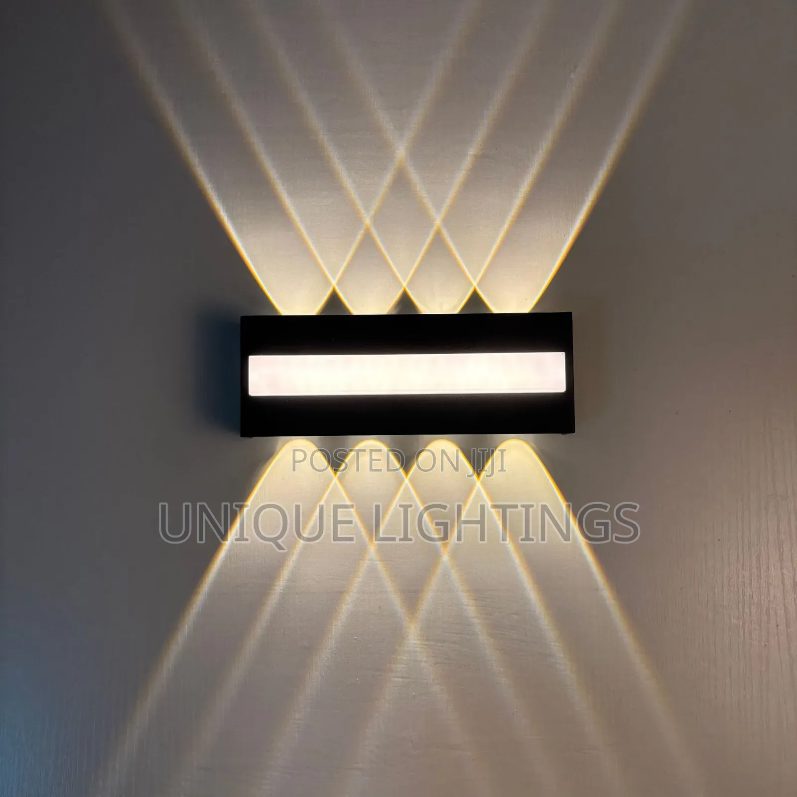 TR 06 Outdoor Wall Light (Pure Cast)