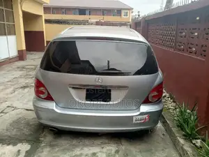 Mercedes-Benz R-Class 2006 Blue