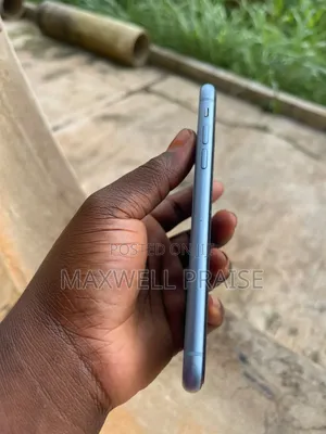 Apple iPhone XR 64 GB Blue