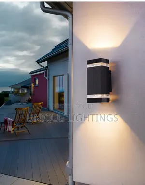 TR07 Pure Iron Cast Outside Wall Light