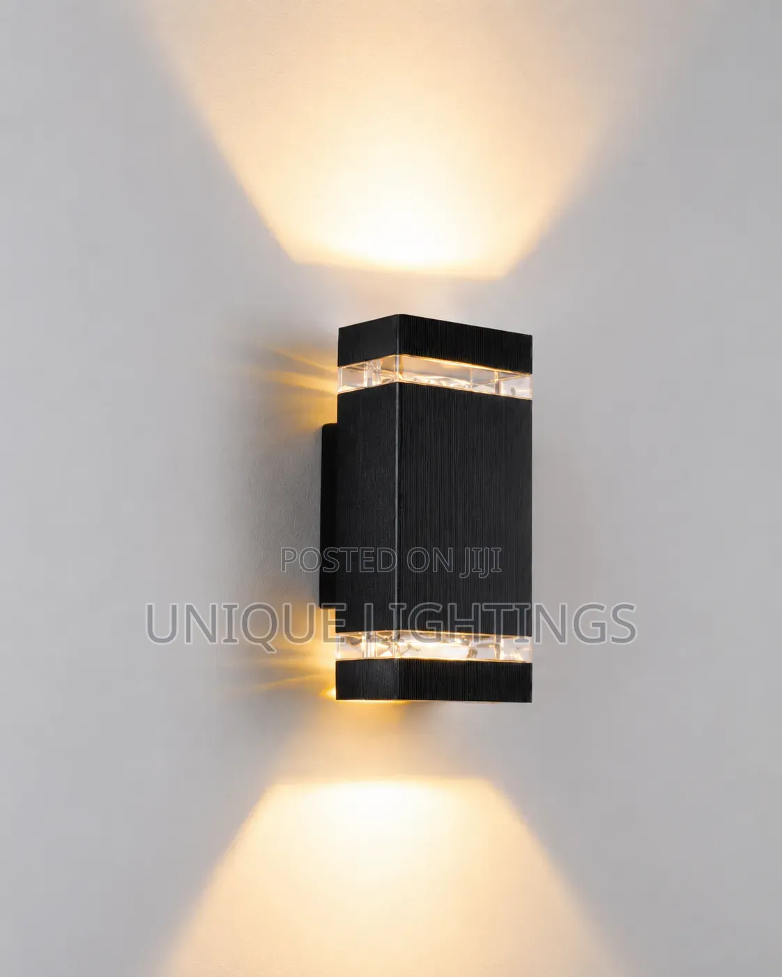 TR07 Pure Iron Cast Outside Wall Light