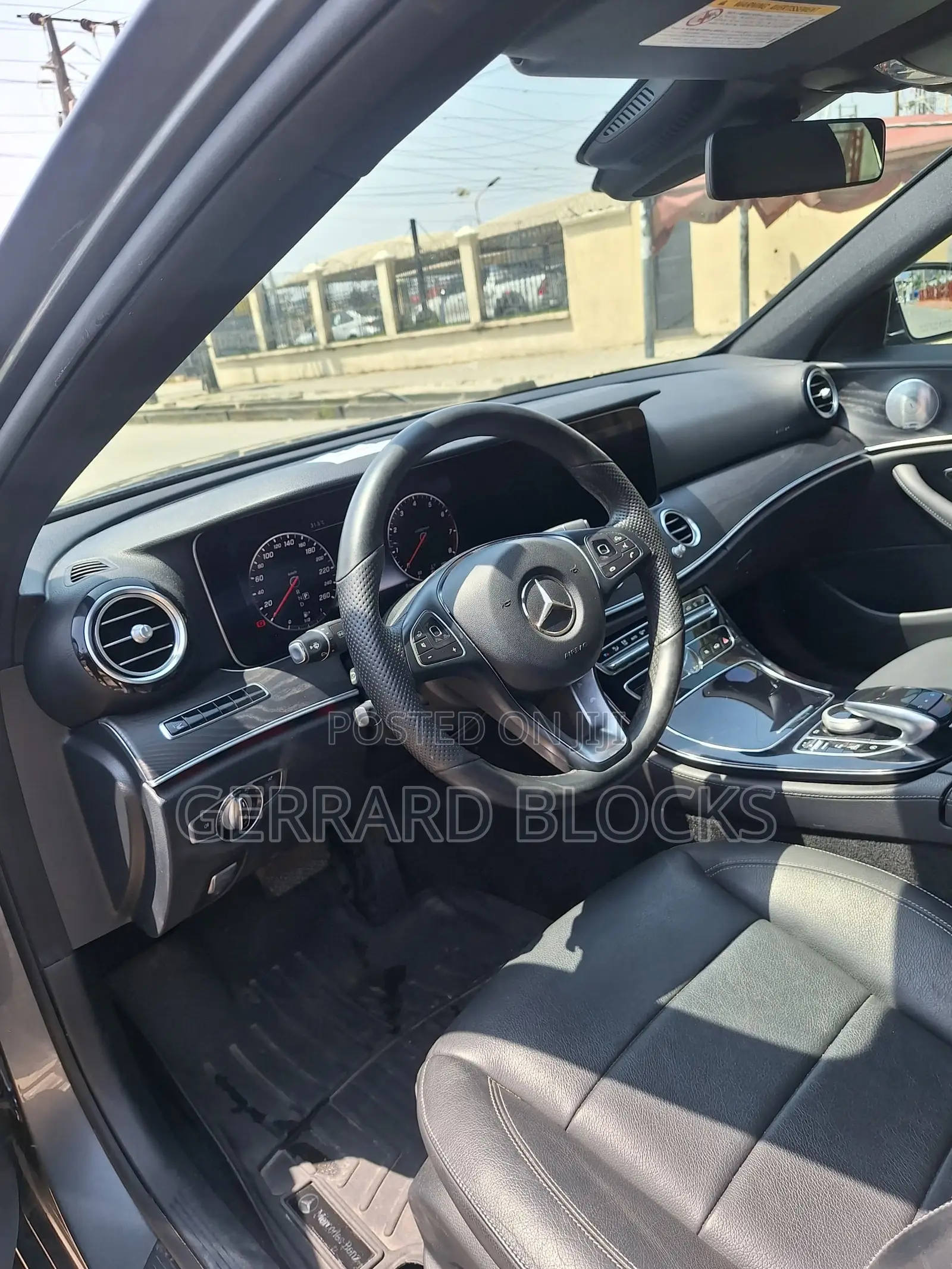 Mercedes-Benz E400 2017 Gray