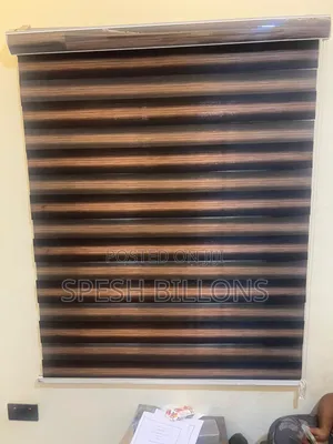 Window Blinds They’re 5 Pieces for Declutter in Perfect Condition