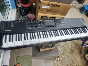 Yamaha Keyboard