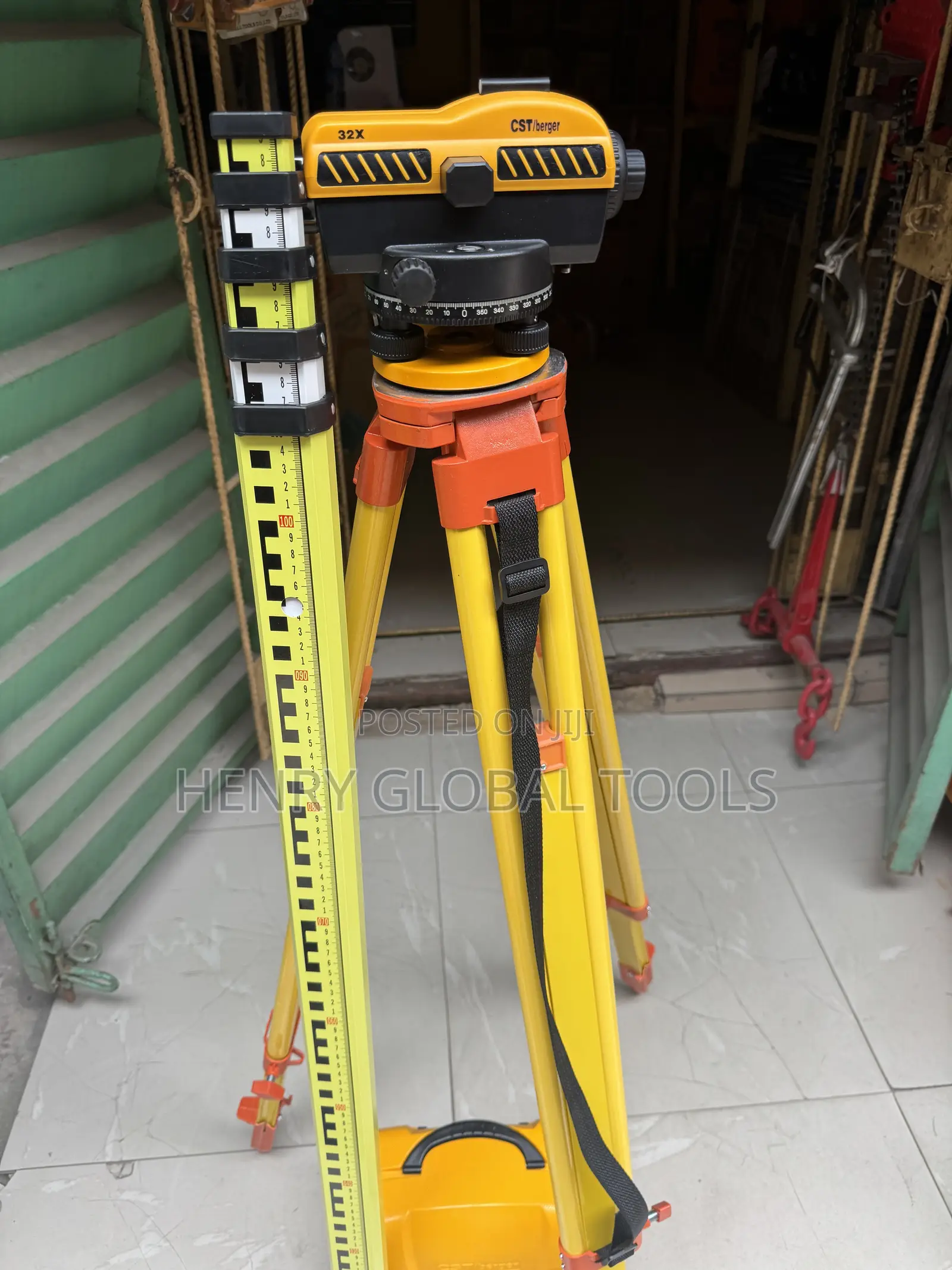 CST/Berger 32X Automatic/Optical Level Surveying Instrument
