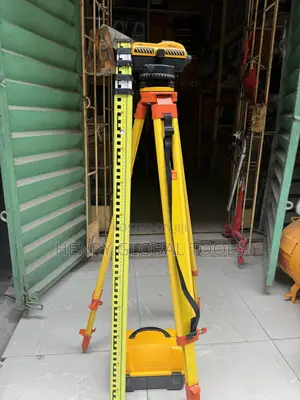 CST/Berger 32X Automatic/Optical Level Surveying Instrument