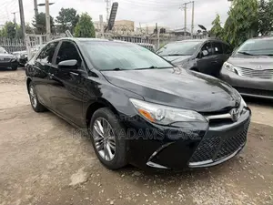 Toyota Camry SE 4dr Sedan (2.5L 4cyl 6A) 2016 Black