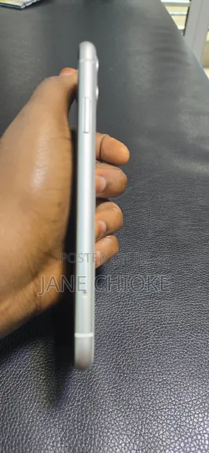 Apple iPhone 11 128 GB White