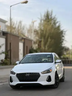 Hyundai Elantra 2018 White