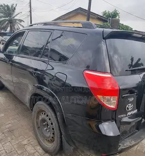 Toyota RAV4 2010 Black