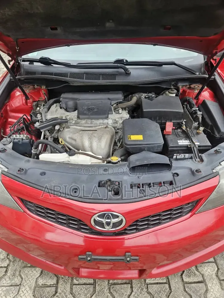 Toyota Camry 2014 Red