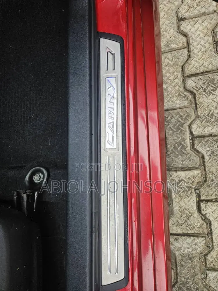 Toyota Camry 2014 Red