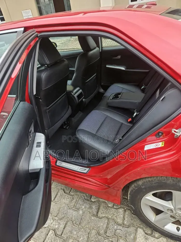 Toyota Camry 2014 Red