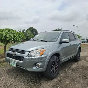 Toyota RAV4 2007 Green