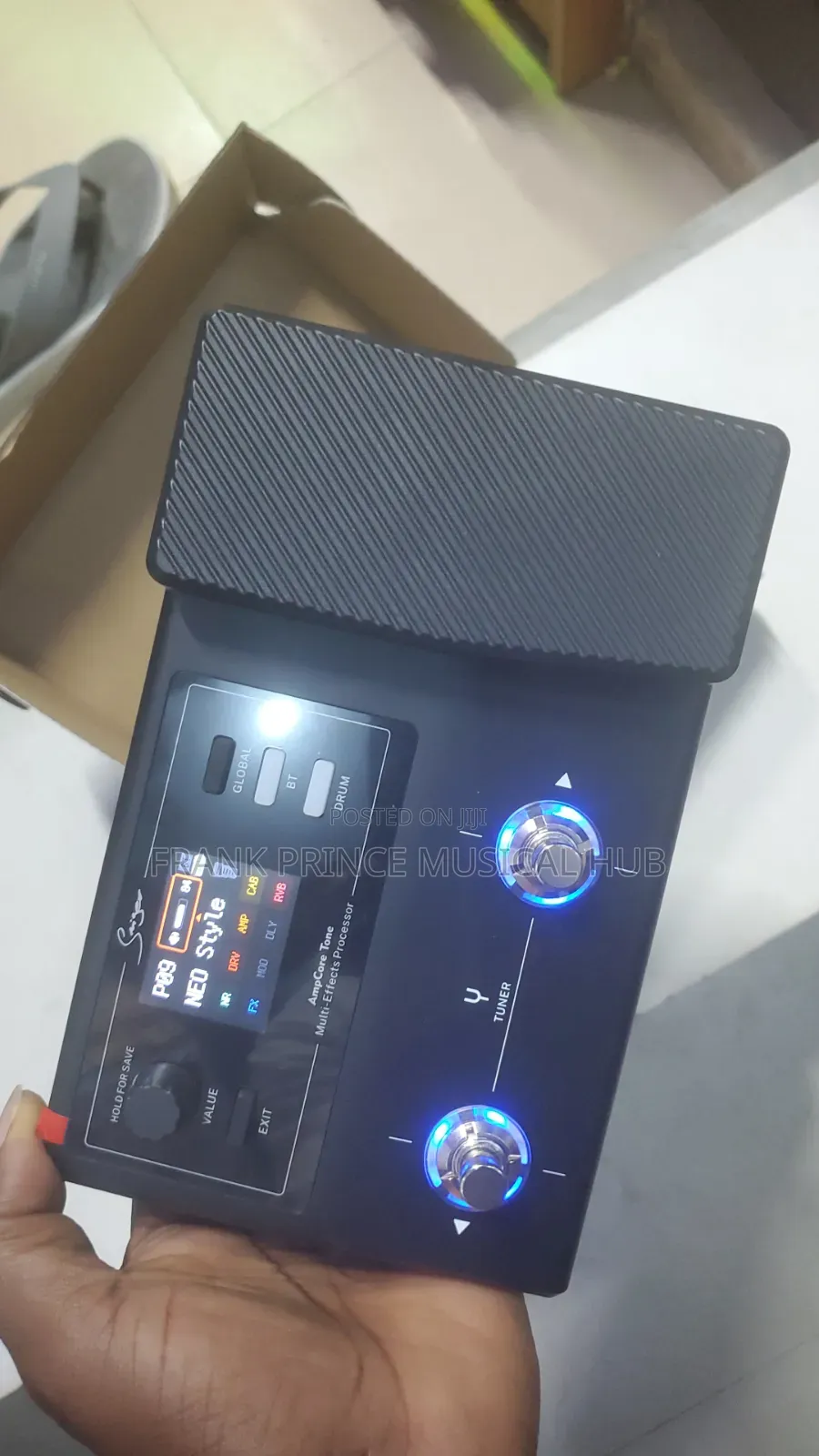 Smiger Multi-Effects Processor Pedal With Expression Pedal