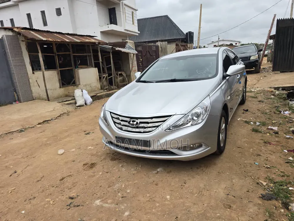 Hyundai Sonata 2013 Silver