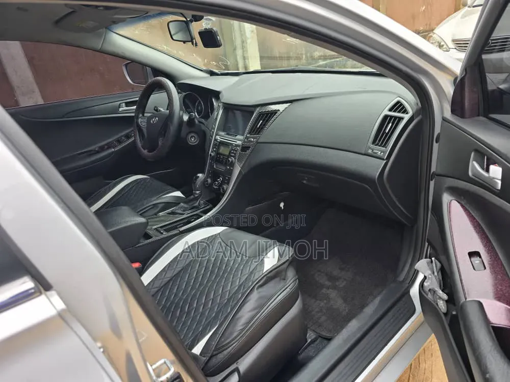 Hyundai Sonata 2013 Silver