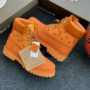 Premium Timberland Men's Suede Boots / Timbs