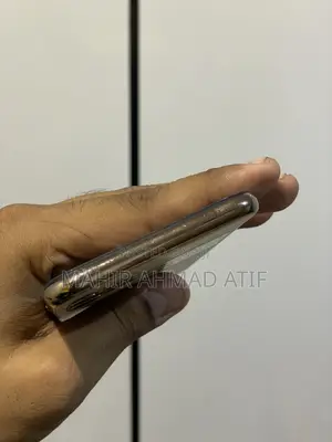 Apple iPhone 11 Pro Max 64 GB Gold