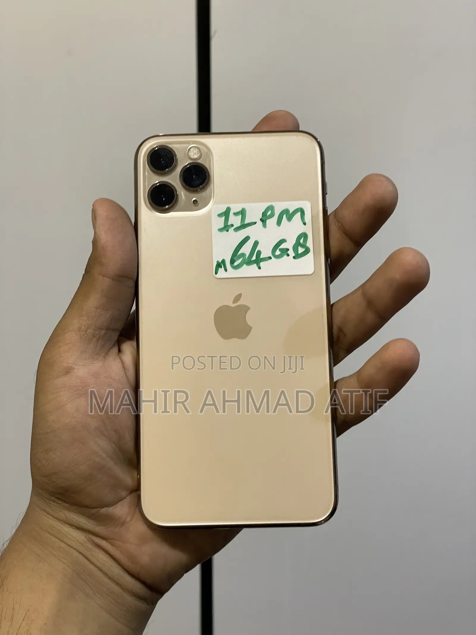 Apple iPhone 11 Pro Max 64 GB Gold