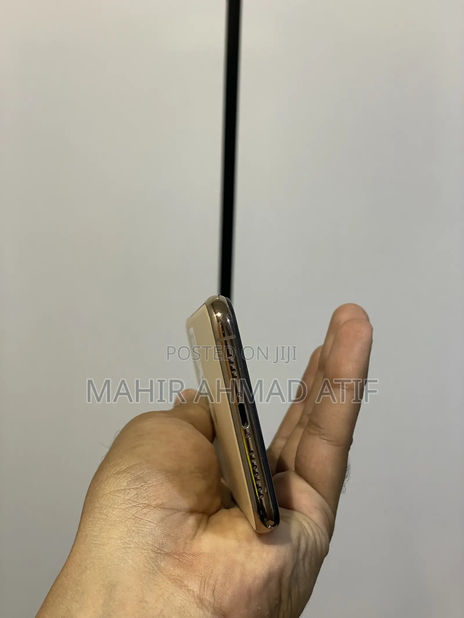 Apple iPhone 11 Pro Max 64 GB Gold