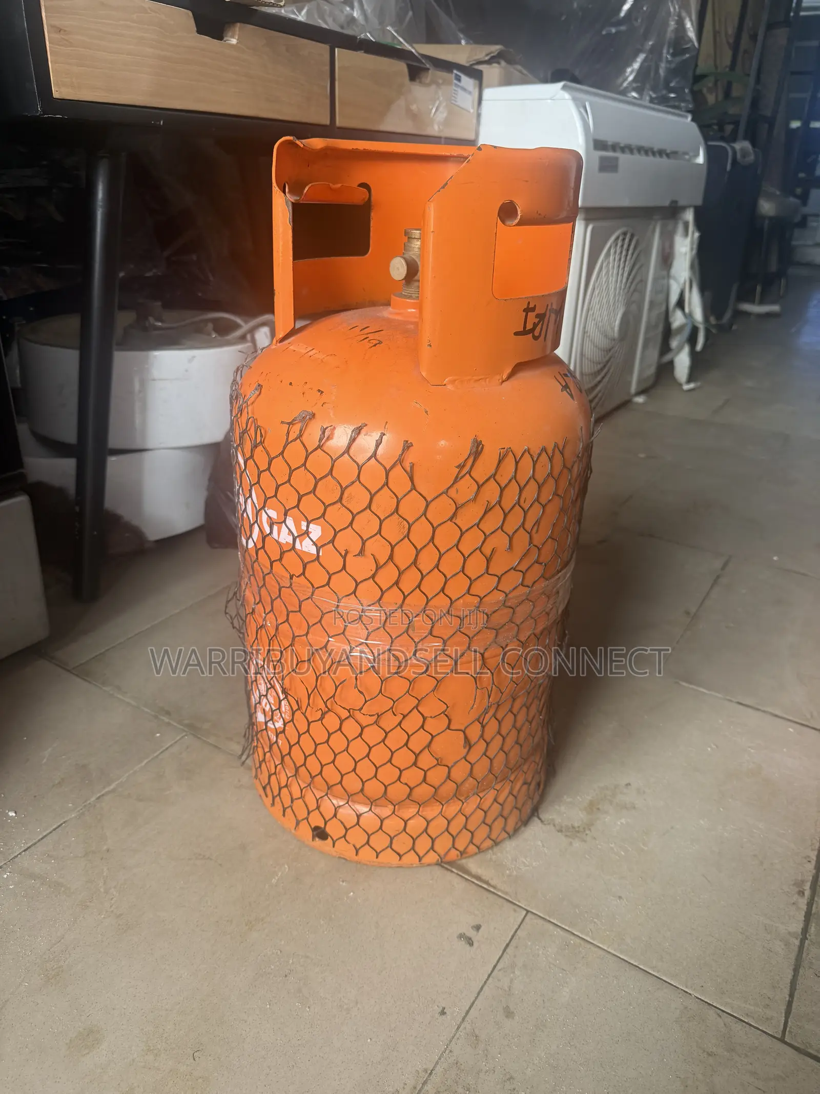 Gas Cylinder