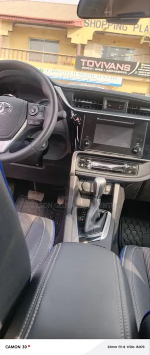 Toyota Corolla 2017 White