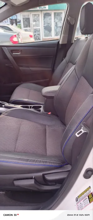 Toyota Corolla 2017 White