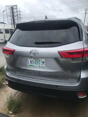 Toyota Highlander 2019 Gray