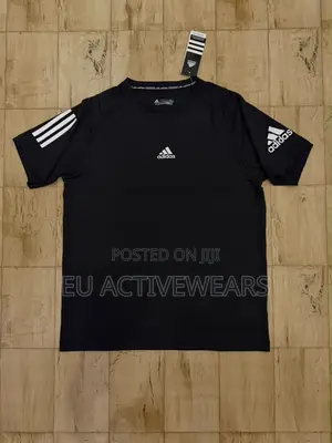 Adidas Top
