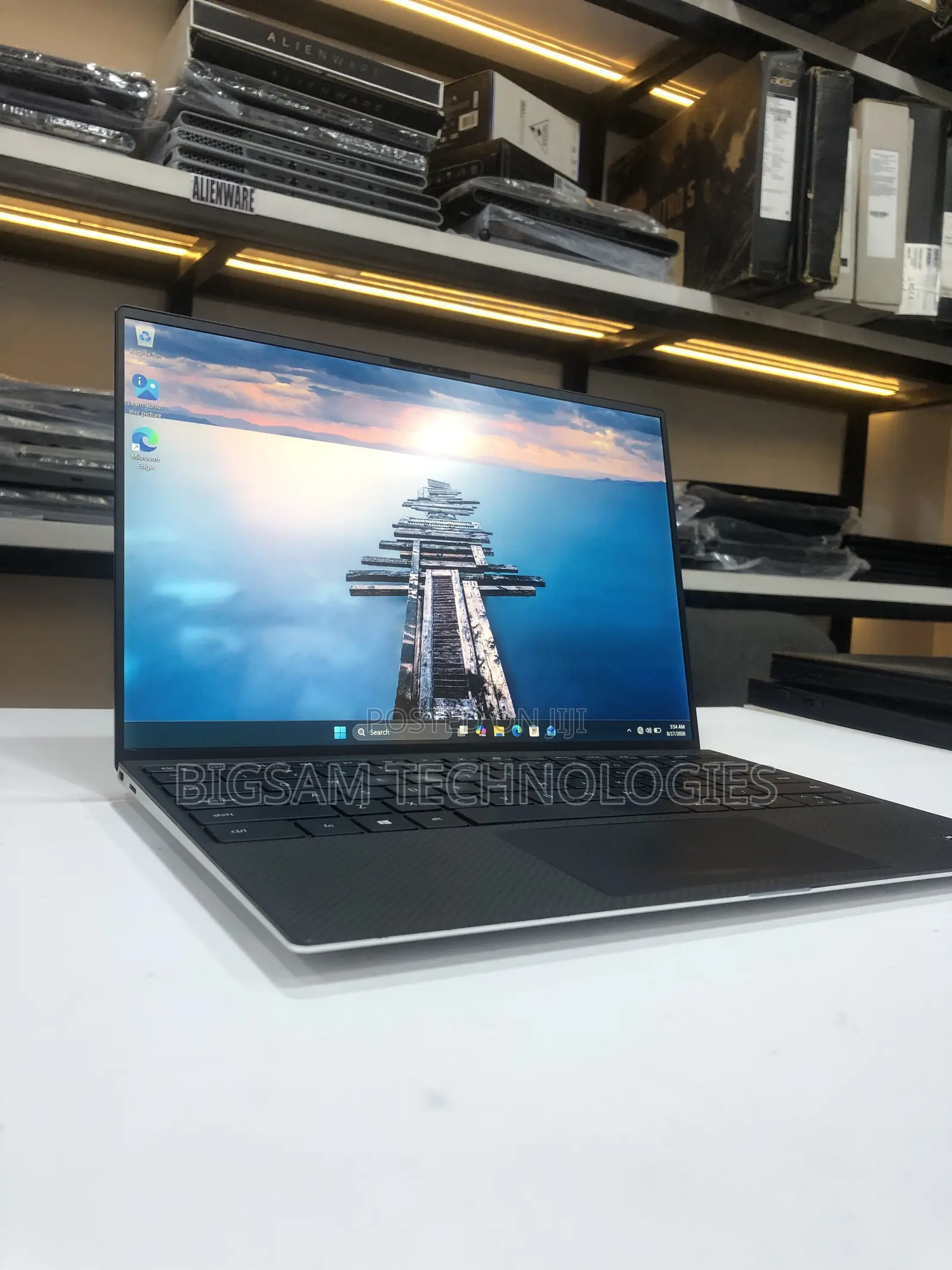 Laptop Alienware 16 Aurora 32GB Intel Core i7 SSD 1T
