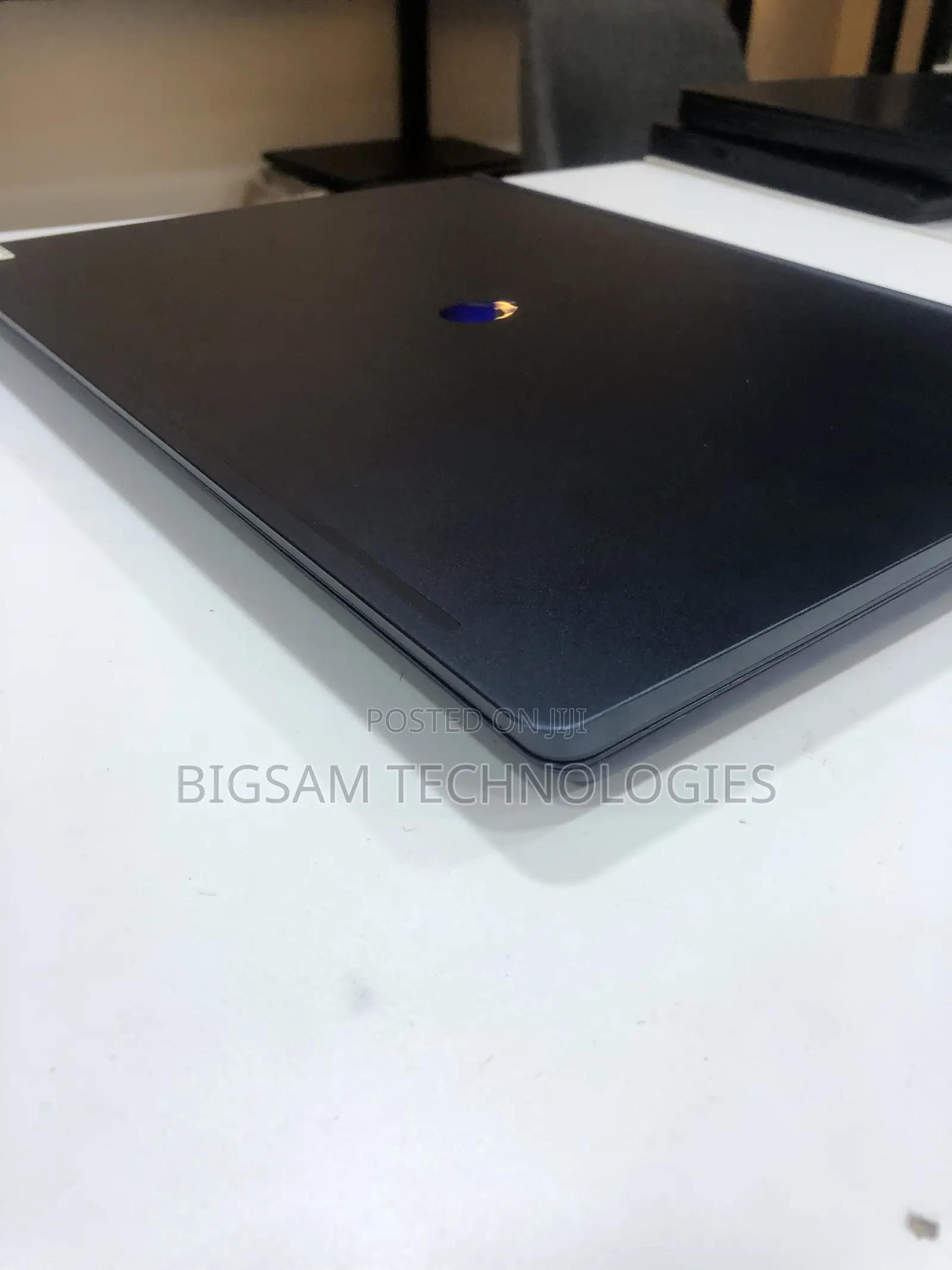 Laptop Alienware 16 Aurora 32GB Intel Core i7 SSD 1T