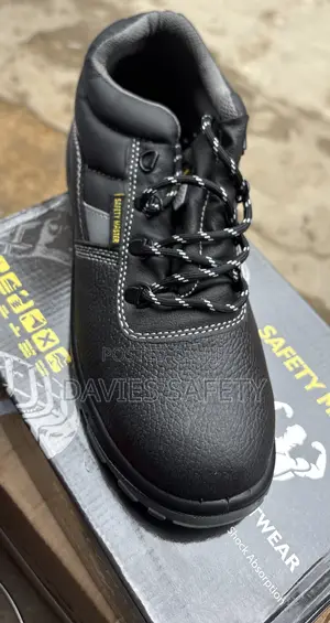 Safety Master Boot