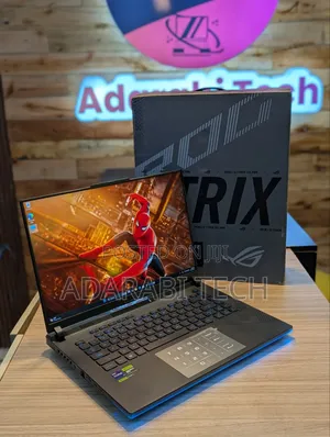 Laptop Asus ROG Strix SCAR 16 48GB Intel Core i9 SSD 2T