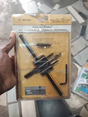 Adjustable Hole Cutting