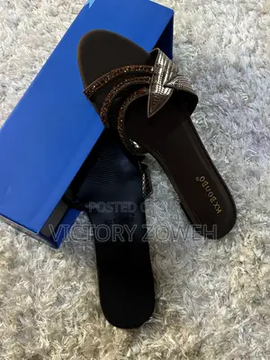 Bombo Slippers