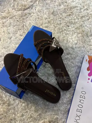 Bombo Slippers