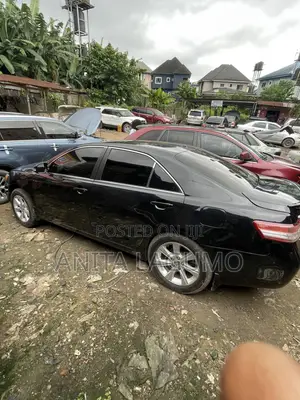 Toyota Camry 2010 Black