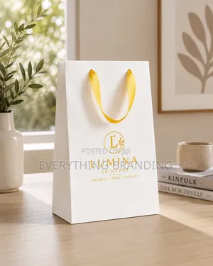 100pcs White A5 Kraft Paper Bags – Branded Shopping Gift Bags