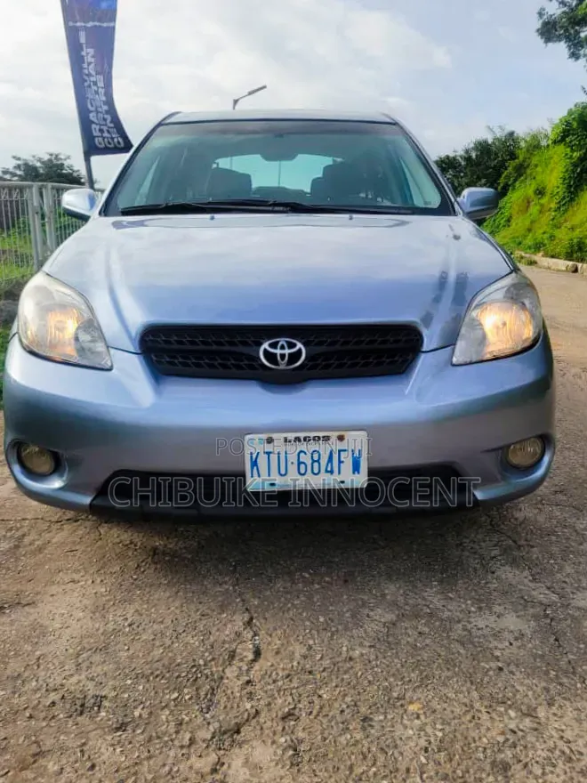 Toyota Matrix 2004