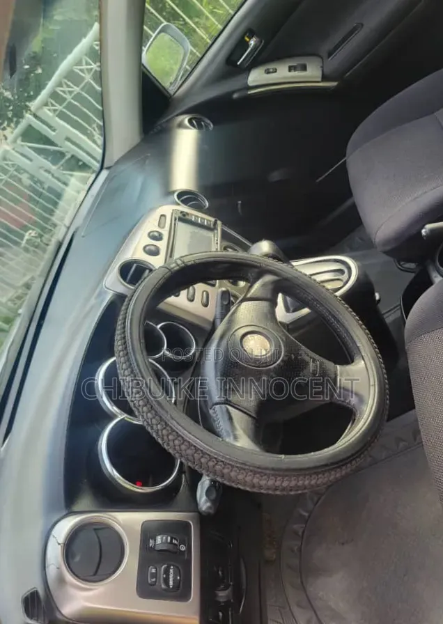 Toyota Matrix 2004