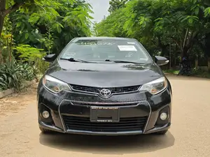 Toyota Corolla S 4dr Sedan (1.8L 4cyl CVT) 2014 Black